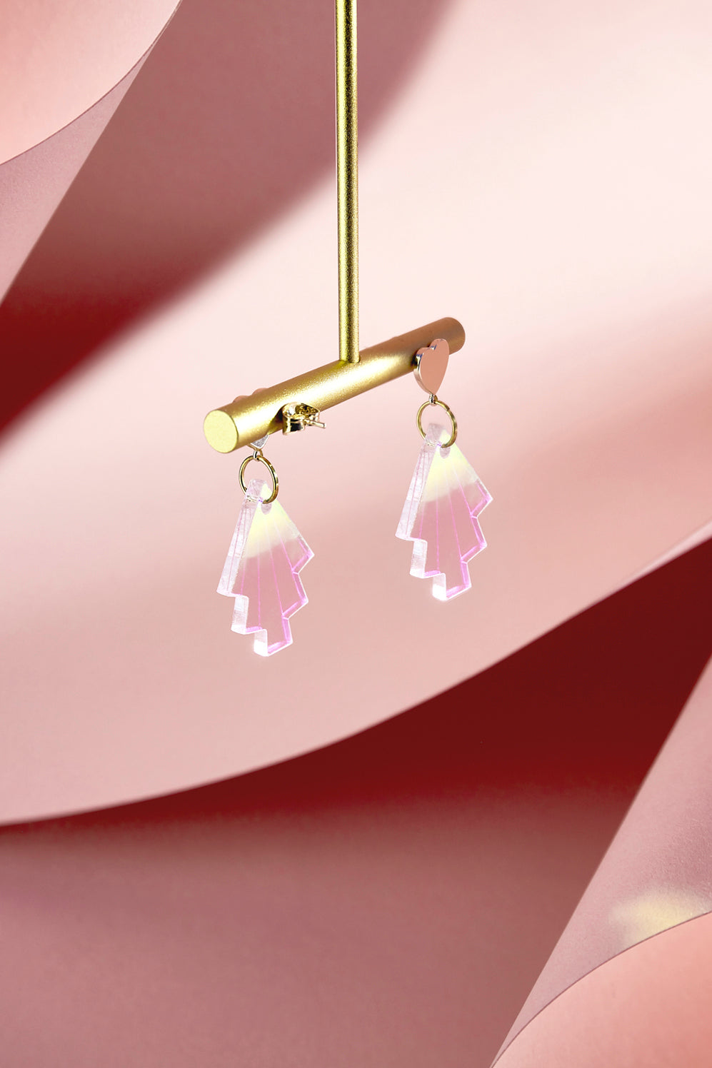 Lola Iridescent - Heart Studs